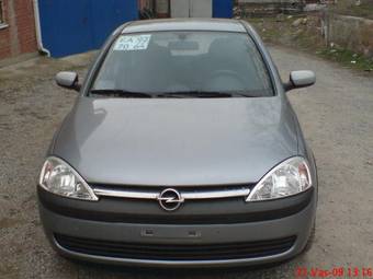 2004 Opel Corsa Images