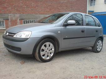 2004 Opel Corsa Pictures