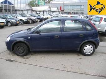 2004 Opel Corsa Pics