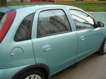 2004 Opel Corsa Pictures