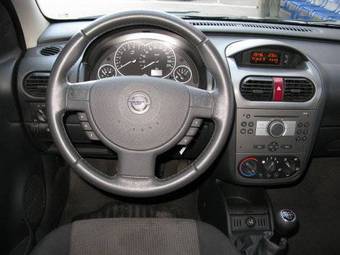 2004 Opel Corsa Photos