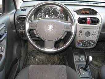 2004 Opel Corsa Pictures