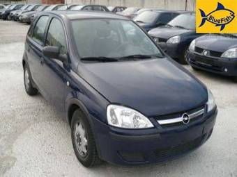 2004 Opel Corsa Pictures