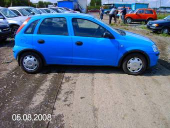 2004 Opel Corsa Pictures