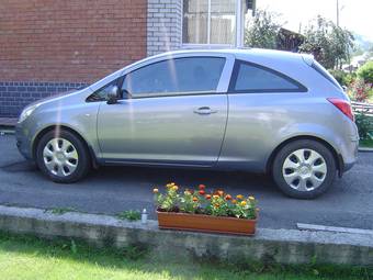 2008 Opel Corsa Pictures