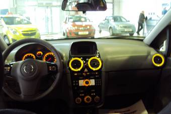2011 Opel Corsa Images