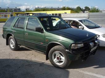 1992 Opel Frontera Photos