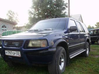 1993 Opel Frontera Pictures