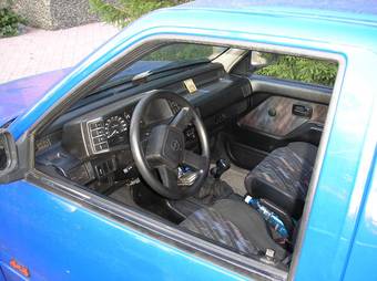 1995 Opel Frontera Pictures