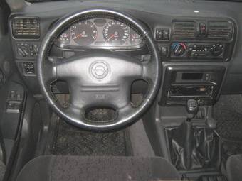 1998 Opel Frontera Pics