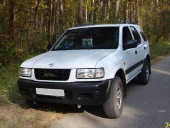 1999 Opel Frontera Photos