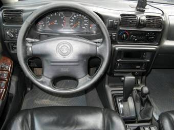 1999 Opel Frontera Pics