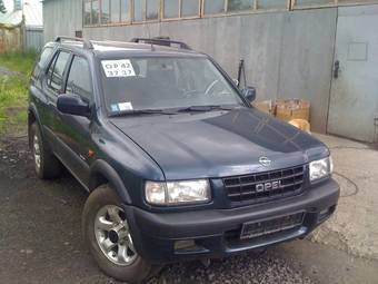 2001 Opel Frontera Pics