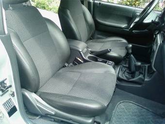 2002 Opel Frontera Pictures