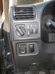 2002 Opel Frontera Photos