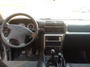 2002 Opel Frontera Pictures