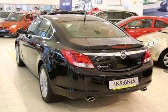 2009 Opel Insignia Pictures