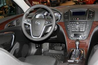 2009 Opel Insignia Pictures