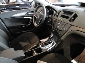 2010 Opel Insignia Pictures