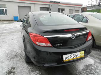 2010 Opel Insignia Photos