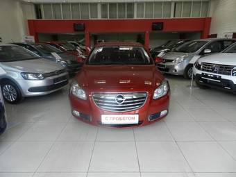 2010 Opel Insignia Photos