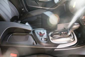 2011 Opel Insignia Images