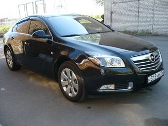 2011 Opel Insignia Pictures