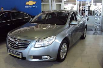 2012 Opel Insignia Photos