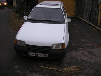 1985 Opel Kadett Photos