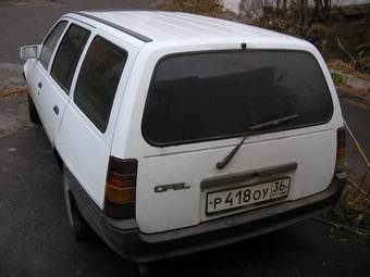 1985 Opel Kadett Pictures