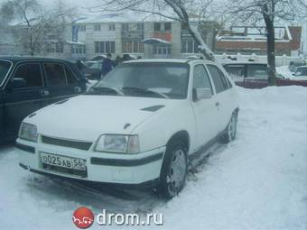 1986 Opel Kadett Pictures