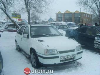 1986 Opel Kadett Photos