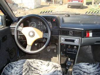 1986 Opel Kadett Pictures