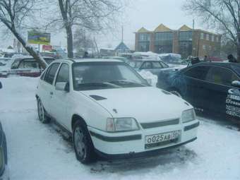 1987 Opel Kadett Wallpapers