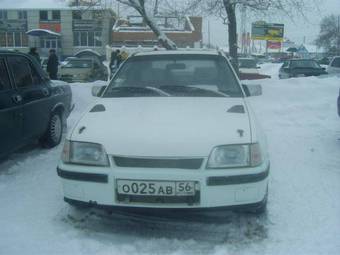 1987 Opel Kadett Wallpapers
