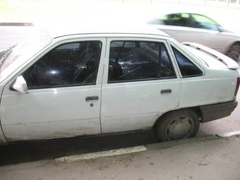 1990 Opel Kadett Photos