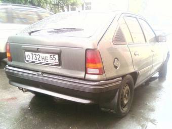 1990 Opel Kadett Photos