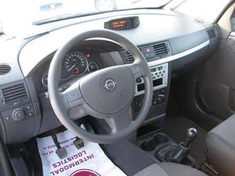 2004 Opel Meriva Pictures