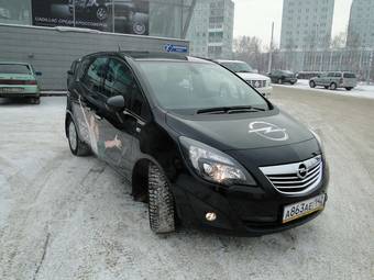2011 Opel Meriva Photos