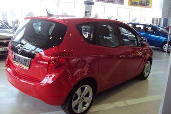 2011 Opel Meriva Pictures