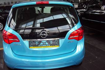 2012 Opel Meriva Wallpapers