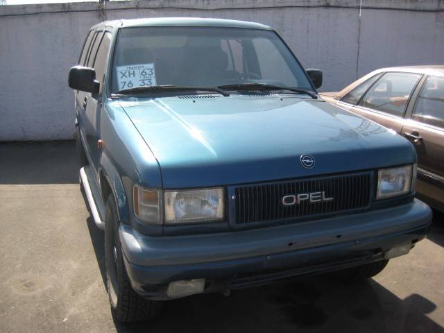 Opel monterey 1993