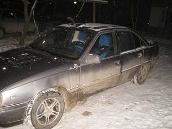 1987 Opel Omega Pictures
