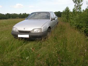 1987 Opel Omega Photos