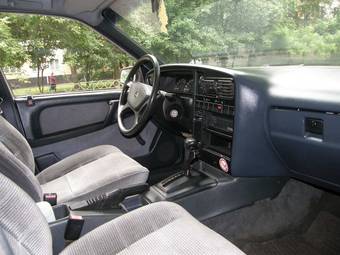 1987 Opel Omega Photos