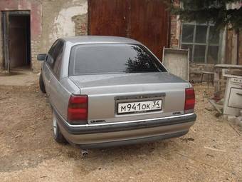 1988 Opel Omega Photos