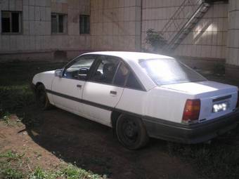 1988 Opel Omega Images