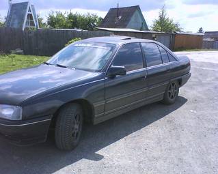 1988 Opel Omega Pictures