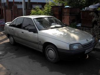 1988 Opel Omega