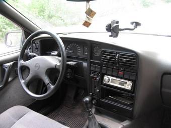 1988 Opel Omega Photos